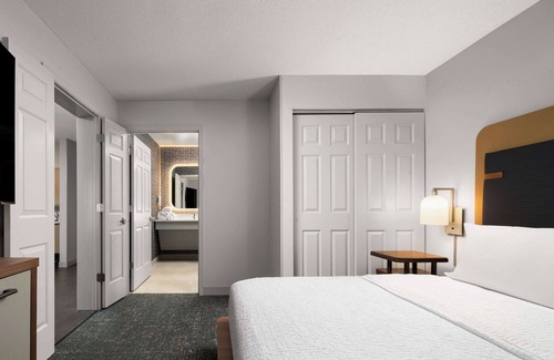 Sandston Hotel | Homewood Suites by Hilton Richmond - Airport