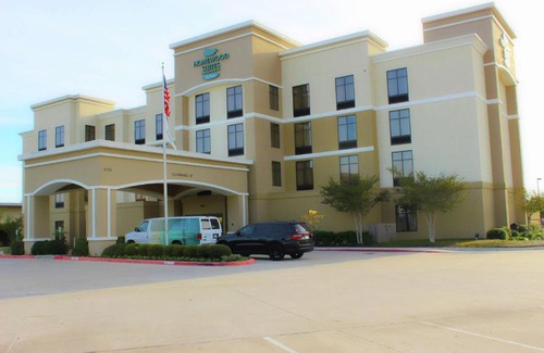 Victoria Hotel | Homewood Suites by Hilton Victoria