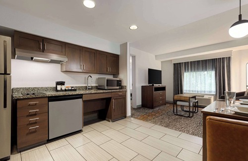 Charlottesville Hotel | Homewood Suites by Hilton Charlottesville, VA