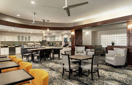 Erie Hotel | Homewood Suites Erie