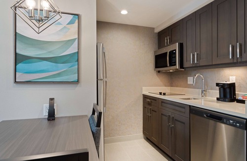 Panama City Beach Hotel | Homewood Suites by Hilton Panama City Beach