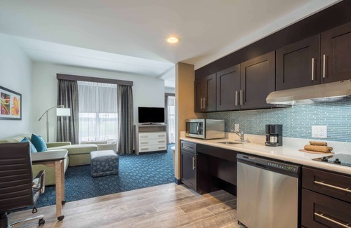 Plymouth Meeting Hotel | Homewood Suites By Hilton Philadelphia Plymouth Meeting