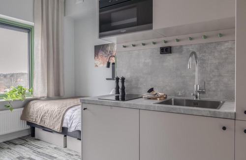 Taby Hotel | HomeX Hotel for Gamers