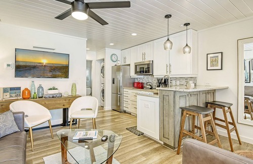 Bunker Oaks Condo | Homey 1bed/1bath condo The Meadows Pool View