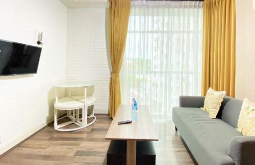 Cileunyi Apartment | Homey and Cozy 1BR Apartment at Harvard Jatinangor By Travelio