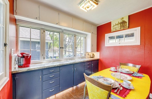 Highland Cottage | Homey Cottage with Sunroom & Smart TV!