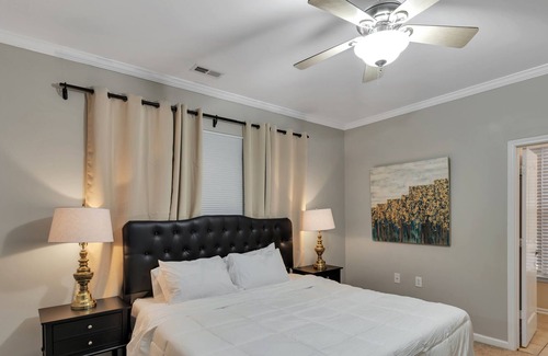 Ballantyne House | *Homey+Cozy Home|Ballantyne|Message me abt Military n 1st responders disc
