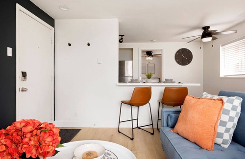 Tower Grove East Apartment | Homey Haven in Tower Grove Near Major Hospitalsnn
