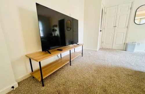 Columbia Apartment | Homey little Suite in Columbia TN