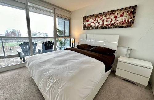 CityPlace Bed & Breakfast | Homey Master Bedroom