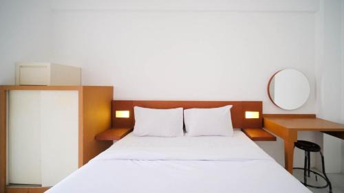 Surabaya Apartment | Homey Studio Apartment at Dian Regency By Travelio