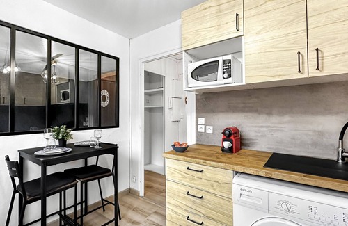 Ambilly Apartment | Homey Velvet - Near tram and Geneva/Free Netflix