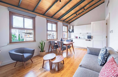 Galata Apartment | Homie Suites | Galata | 100sqm Penthouse #LU6