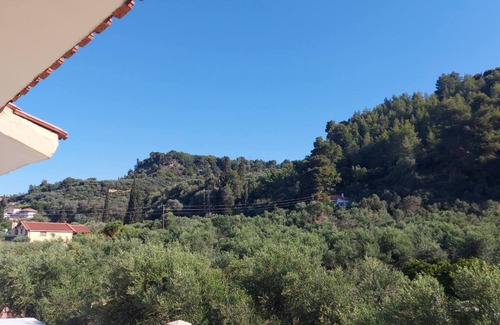 Pyrgos Cottage | Homonatura. Sense of Native Living