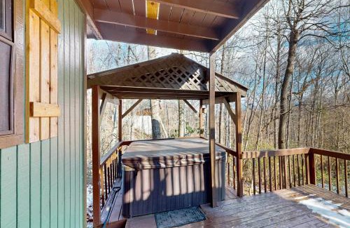 Chalet Village House | Honey Bear Hideout