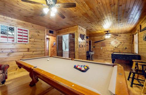 Chalet Village House | Honey Bear Hideout