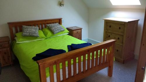 Rhosybol House | Honey Cottage