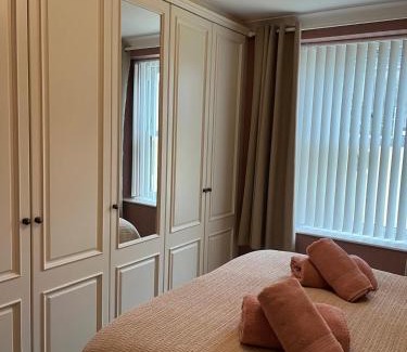 Tenby House | Honey Cottage