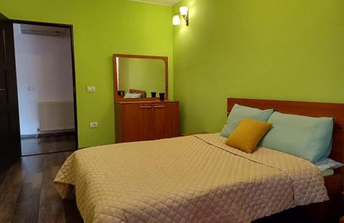 Arad Apartment | Honey House
