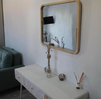 Colmenar Apartment | Honey Studio