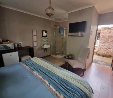Mokopane Apartment | Honeyball Guest rooms