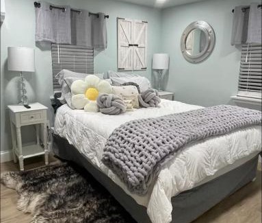 Franklinton House | Honeycomb Hideout