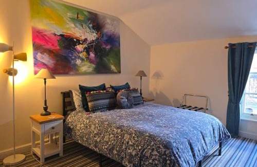 Llanidloes Hotel | Honeymoon Suite - The Unicorn Hotel
