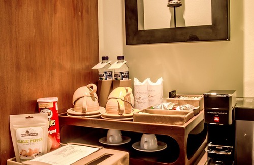 Kuta Villa | Honeymooners Villa, best location near to the Beach and shopping center