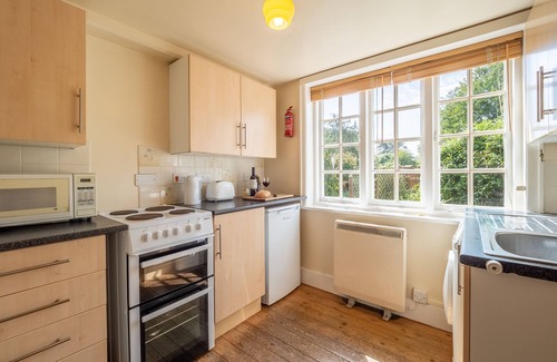 Falkenham Cottage | Honeypot Cottage, Falkenham