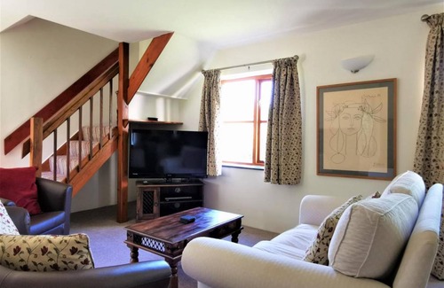 Llanfyrnach House | Honeysuckle - 2 Bedroom Cottage - Llanfyrnach