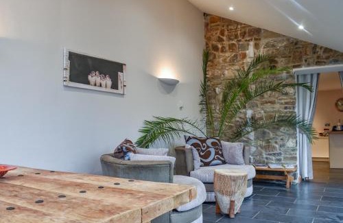 Umberleigh House | Honeysuckle Cottage