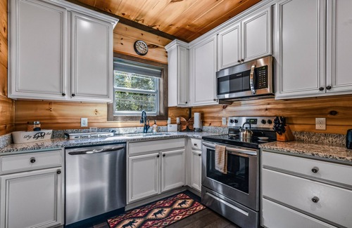 Sevierville Cabin | Honeysuckle Hill (2-Bedroom Cabin) by RedAwning