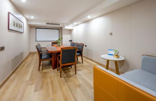 Changning Hotel | Hong Ge Apartment Hotel