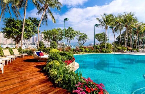 So Kwun Wat Hotel | Hong Kong Gold Coast Hotel