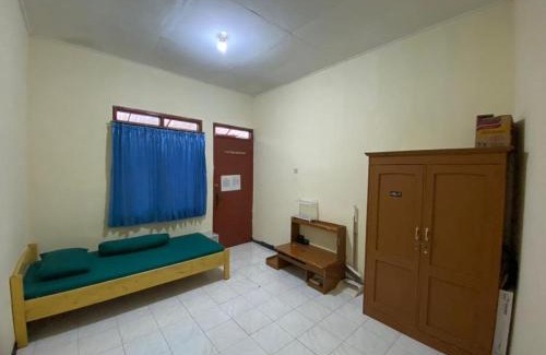 West Cirebon House | Hong Kost Homestay Putra Csb Mall