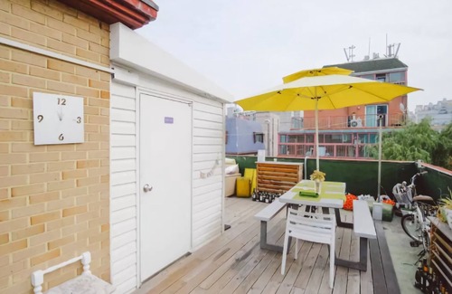 Seogyo-dong House | Hongdae ARTHOUSE 2min Metro Rooftop