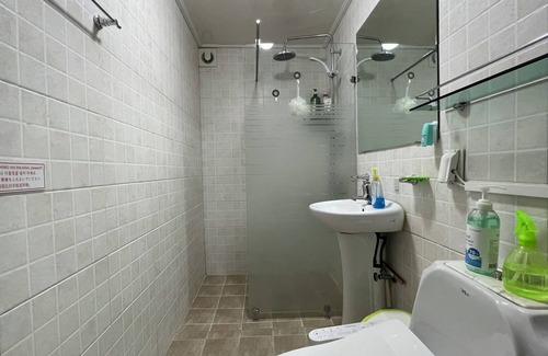 Mapo House | Hongdae Style Guesthouse