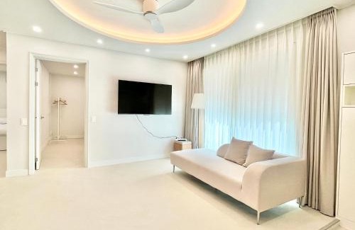 Sinchon-dong Apartment | Hongdae Zoe Three Room House