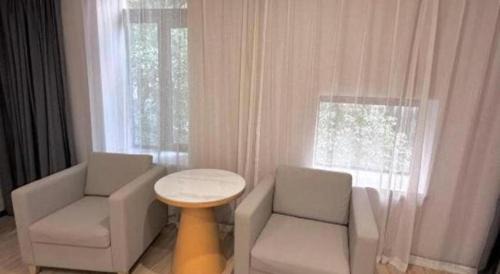 Changning Hotel | Hongqiao Pujue International Zhongshan Park Metro Station