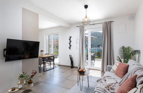 Slano Apartment | Honoris Apartment - Brand new - Private parking - 90 m from the beach- Terrace