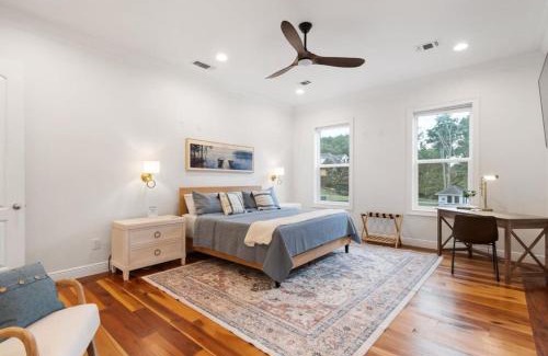 Winchester Apartment | Hook, Wine, Sinker Unit B