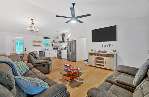 Jacksboro House | Hooked on Norris-NEWLY Renovated House w/Lakeview