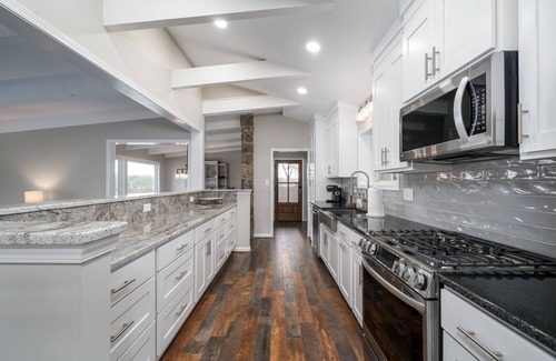 Gainesville House | Hooky House on Lake Lanier