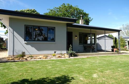 Aldgate House | Hoopers Cottage