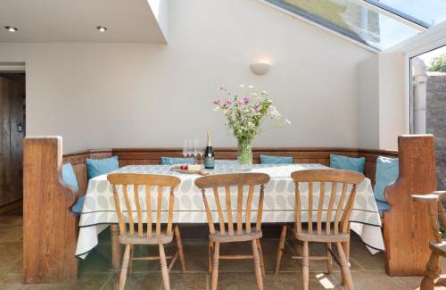 St Brides House | Hoopers Cottage