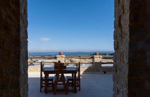 Tunis Village Bed & Breakfast | Hoopoe lodge
