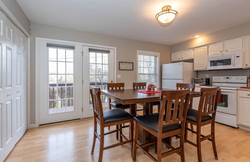 Bloomington House | Hoosier Happiness, Too! *3 Bedroom Suites*