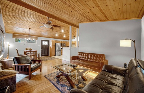 Miller Beach House | Hoosier Home - 5 min walk to the beach