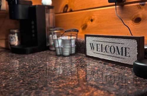 Freetown Cabin | Hoosier National Hideaway