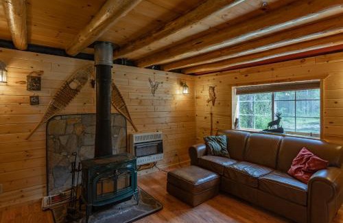 Island Park House | Hooter Hollow